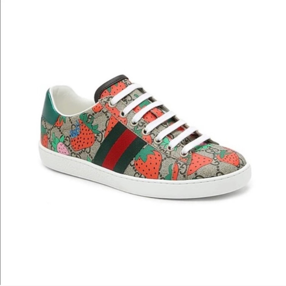 Never Worn Gucci Sneakers Strawberry Print